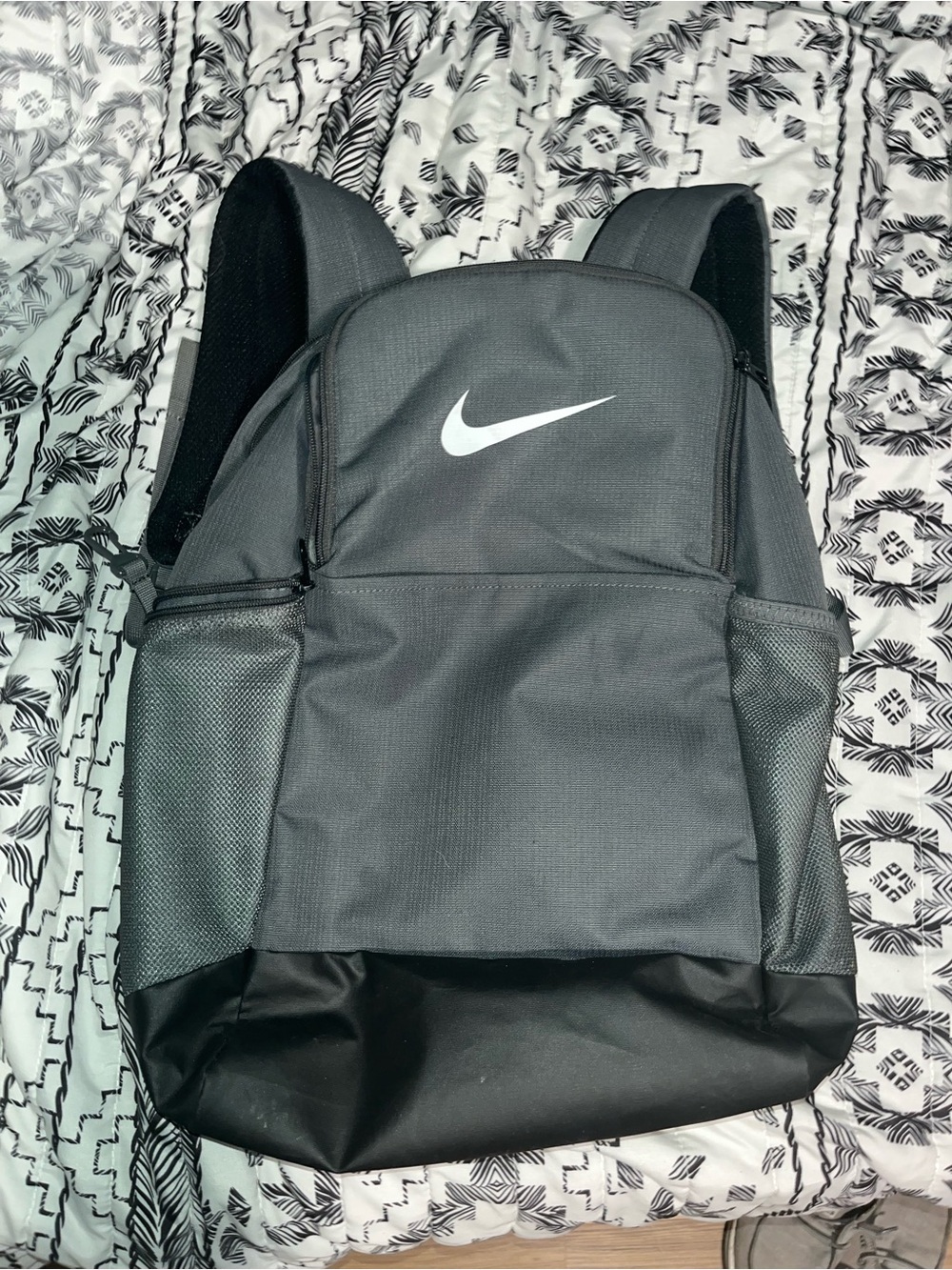 Nike Black and Gray Everyday Training Backpack